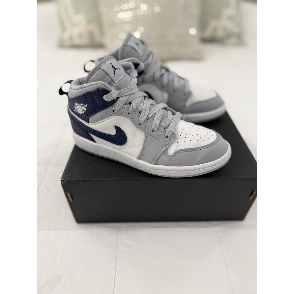 Nike Jordan 1 Mid Grey/White Size 2